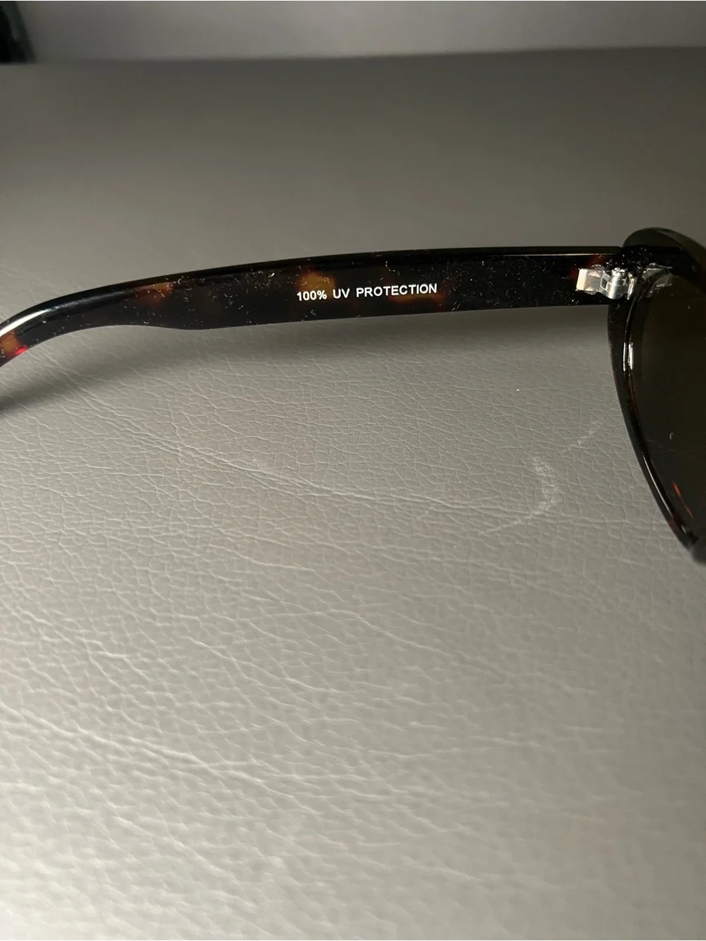 Brown Tortoise shell Oval Sunglasses